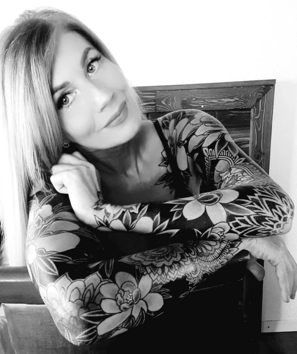 Mandala stílusú tetoválás a Pinker Tattoo galériából